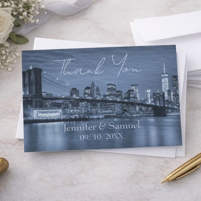 Horizonte Urbano de Cidade Moderna Obrigado (Criador carregado)