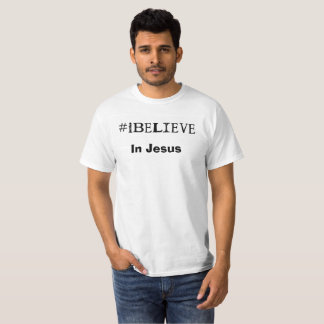 #iBelieve no branco básico do t-shirt de Jesus