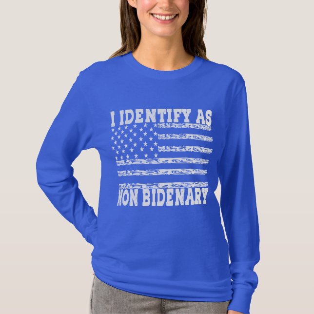 Identifico-Me Como T-Shirt Não-Idêntico (Frente)