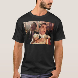 Ilustração de Ray Liotta Laugh com T-Shirt Clássic