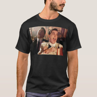 Ilustração de Ray Liotta Laugh com T-Shirt Clássic
