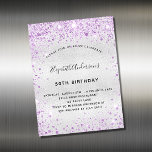 Ímã de convite à relva de prata de aniversário<br><div class="desc">Para um aniversário elegante de 50 anos (ou qualquer idade). Um fundo de olhar mal prateado. Decorado com faíscas de brilho púrpura. Personalize e adicione um nome,  idade e detalhes da festa. O nome é escrito com um script de estilo manuscrito</div>