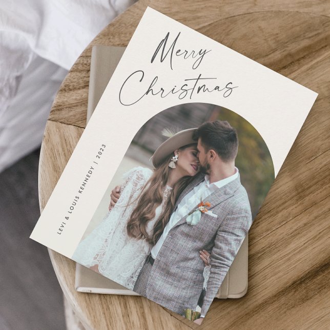 Ímã de Natal com Arco Boho de Letra Simples (Simple, modern script Merry Christmas boho arch photo magnetic Christmas card.)