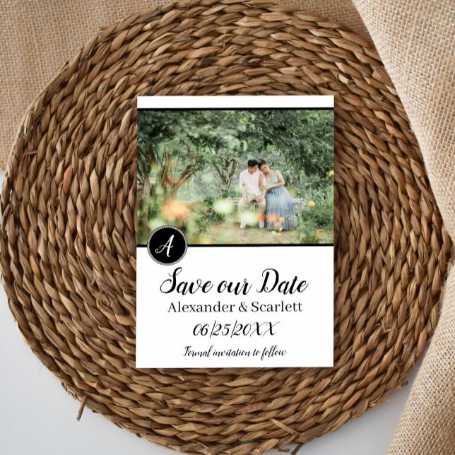 Imagem do Monograma Preto Salva o Anúncio da Data (Black Monogram Photo Save the Date Announcement)