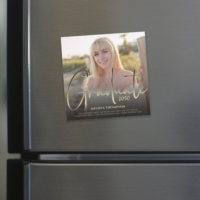 Imagem Preta Simples e Magnética Dourada de Script (Criador carregado)