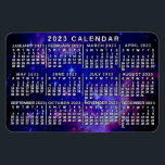Íman 2023 Calendário Mensal Nebulosa Espacial Exterior<br><div class="desc">Este ímã flexível do calendário mensal de 2023 anos mostra os dias da semana para cada mês em branco sobre um fundo do espaço externo feito de azul-tinado da Nuvem Magalhônica Pequena. A Pequena Nuvem Maglínica é uma galáxia a cerca de 200.000 anos-luz que orbita nossa própria galáxia espiral da...</div>