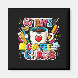 Íman 67 Dias De Café E Caos Design De Meme Colorido 