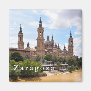 Íman A catedral de nossa senhora da coluna e do Ebro.