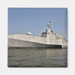 Íman A independência litoral do navio de combate