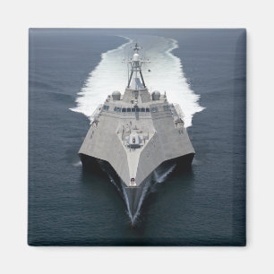 Íman A independência litoral do navio de combate
