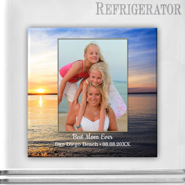 Íman A Melhor Família Mãe Fotográfica da Família Beach (Photo magnet featuring your own favorite photo framed by an image of the beach at sunset - Mother)