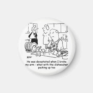 Íman A mulher quebrou o braço então o homem lava prat