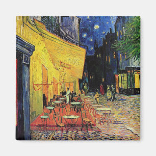Íman A varanda do café na place du forum, Arles, às