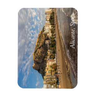 Íman Alicante Beach no nascer do sol, Espanha