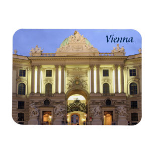 Íman Alte Hofburg na noite na foto de Viena