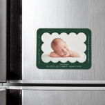 Íman Anúncio de Nascimento em Escala Verde Florestal<br><div class="desc">Íman de anúncio de nascimento moderno com a foto do seu bebê aninhada dentro de um quadro verde de floresta com escala. Personalize o ímã de anúncio de nascimento verde da floresta adicionando o nome do seu bebê e informações adicionais em letras brancas.</div>