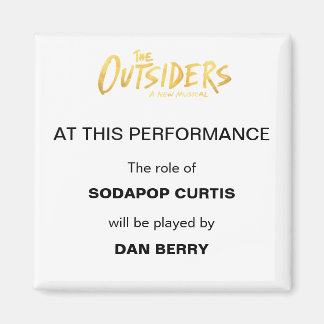 Íman Anúncio de subestudo da Broadway