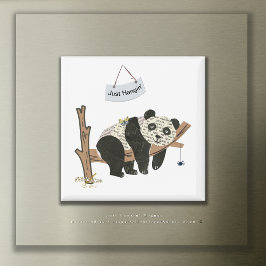 Íman Apenas enforcando o ímã de Adiela Akoo