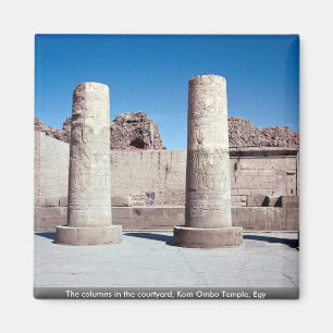 Íman As colunas no pátio, templo de Kom Ombo, Egy