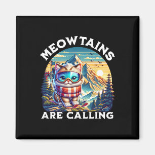 Íman As Meowtain Estão Chamando O Gato Engraçado Esquia