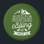 Íman As Montanhas Estão Chamando O Vintage Rock Escalan<br><div class="desc">Design inspirador para aqueles que adoram escalar montanhas, montanhosas, caminhadas ou escaladas em rochas interiores. Legal mercadoria motivacional para alpinista, caminhoneiro e qualquer pessoa à porta. Perfeito para aqueles que amam aventura, atividades ao ar livre na natureza. presente de Natal e excelente para o vovô, pai, pai, marido, namorado, tio,...</div>