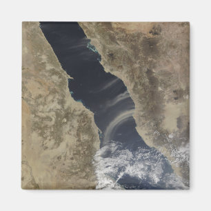 Íman As plumas de poeira sopram na costa da Arábia Saud