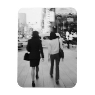 Íman Ásia, Japão, Tóquio. Mulheres jovens no Ginza.