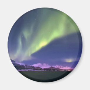 Íman Aurora Borealis acima de Lyngenfjorden Noruega