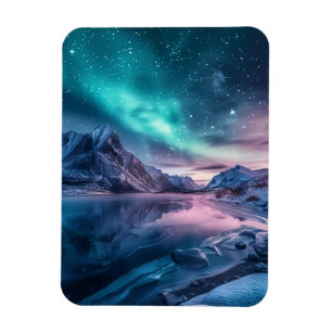 Íman Aurora Borealis Sobre A Paisagem Da Montanha Snowy
