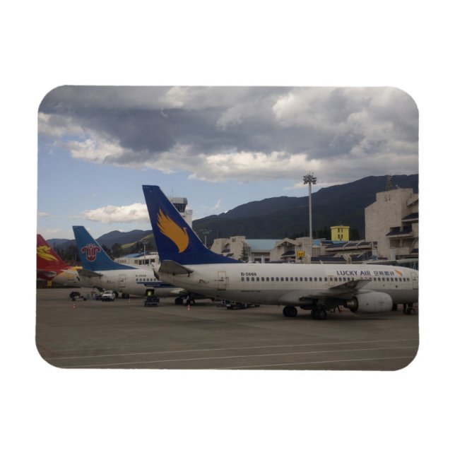 Íman Aviões chineses para aviões nacionais alinhados em (Horizontal)