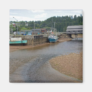 Íman Baixa maré na Baía de Fundy na Rua. Martins, Nova
