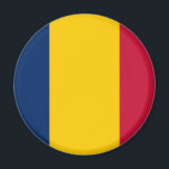 Íman Bandeira do Chade<br><div class="desc">A bandeira nacional da República do Chade (francesa: Drapeau du Tchad, árabe: ع ل ت ش ا م ‎د) é um tricolor vertical constituído (da esquerda para a direita) por um campo azul, amarelo e vermelho. Azul foi substituído por verde para evitar confusão com Mali. O design básico é o...</div>