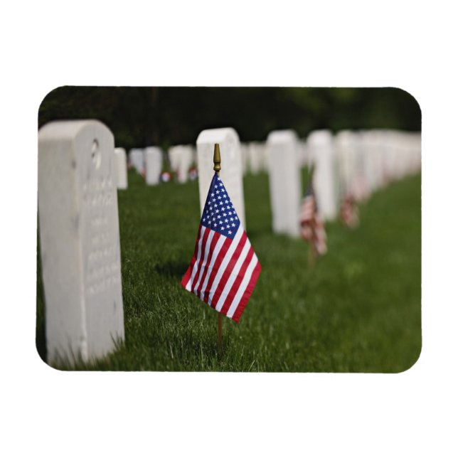 Íman Bandeiras americanas nos túmulos de veteranos amer (Horizontal)