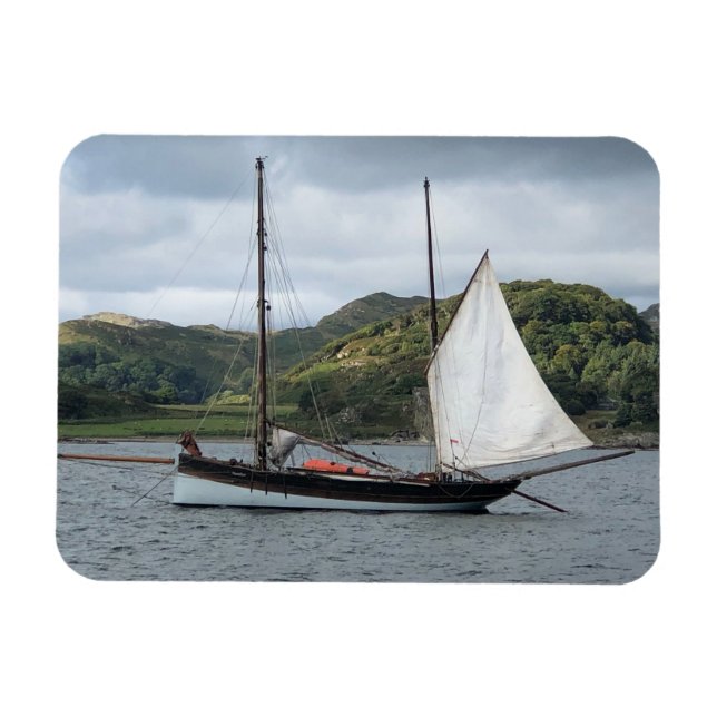 Íman Barco à vela em Loch Crinan, Escócia (Horizontal)