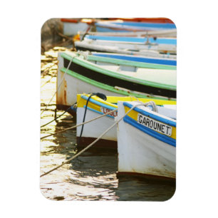 Íman Barcos de pesca provençais típicos pintados de
