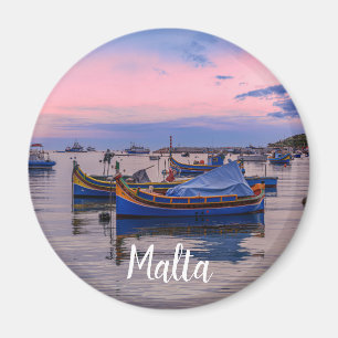 Íman Barcos tradicionais malteses em Marsaxlokk