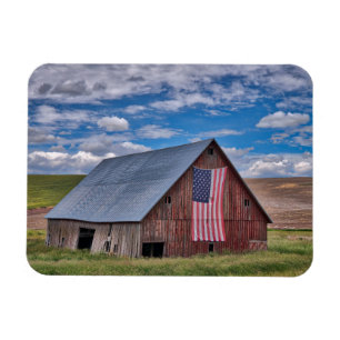 Íman Barn com bandeira americana Colfax, Washington