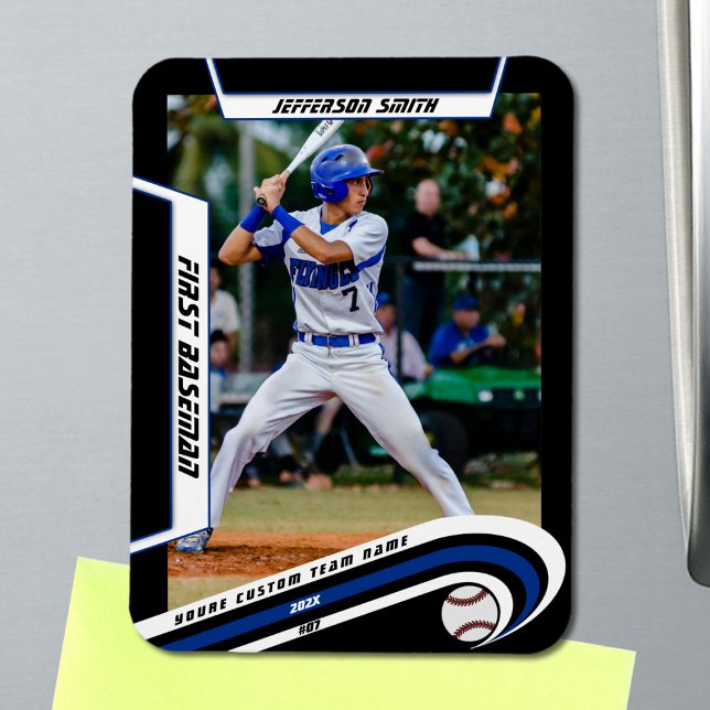 Íman Baseball Keepsakes Lively Blue Black Personalizado (Baseball Player Magnet in Black with Custom Team Name and White Blue Elements)