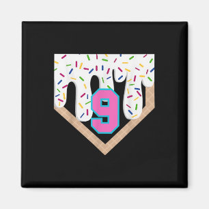 Íman Beisebol Drivers 9º Aniversário Home Plate Boys Yo