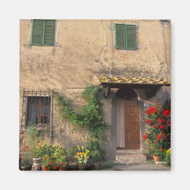 Íman Bela casa antiga com flores em San Gimignano (Frente)