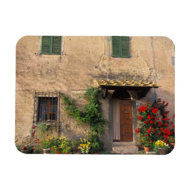 Íman Bela casa antiga com flores em San Gimignano (Horizontal)