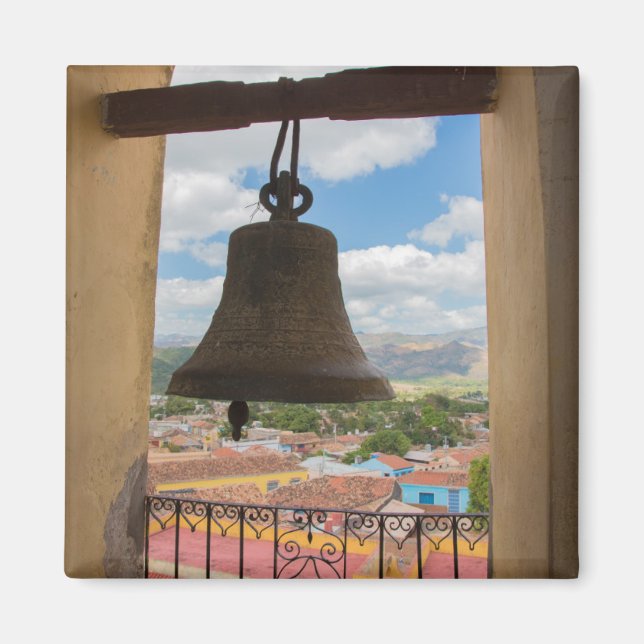 Íman Bell em uma torre de igreja, Cuba (Frente)