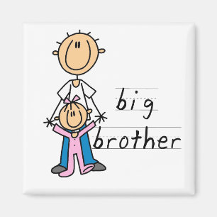 Íman Big brother com o camiseta e os presentes da irmã