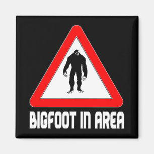 Íman Bigfoot no sinal de aviso da área