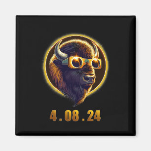 Íman Bison Buffalo Vestindo Gles Solar 2024 Eclipse