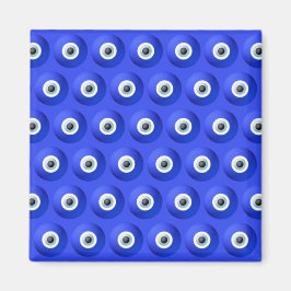 Íman Boas Sortes de Charmes contra o Padrão de Olhos de