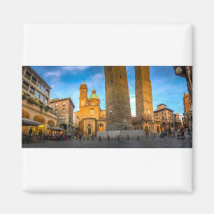 Íman Bolonha, Italia as duas torres