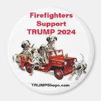 Bombeiros suportam o ímã de Dalmations TRUMP 2024