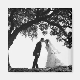 Íman Bride Beijo sob Oak Magnet