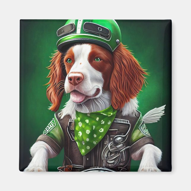 Íman Brittany Spaniel pilotando bicicleta no Dia de São (Frente)